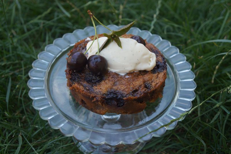 Cerises noires en clafoutis